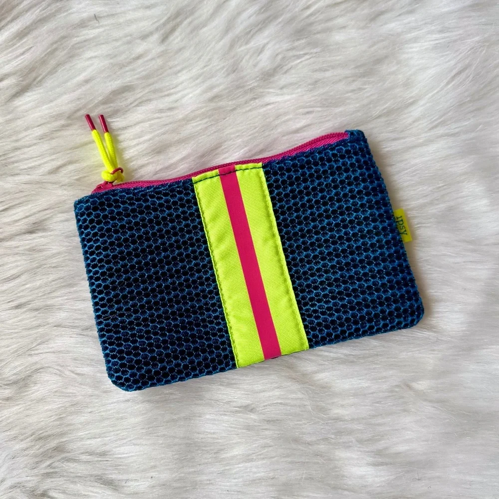 Ipsy Neon Mesh Zipper Makeup‎ Bag Blue Pink